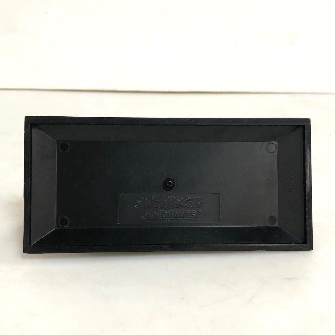 MINICHAMPS フォルクスワーゲン　T2 Krankenwagen