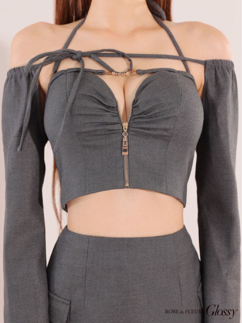 【完売品】ROBE de FLEURS リボンデザインバストジップセットアップ