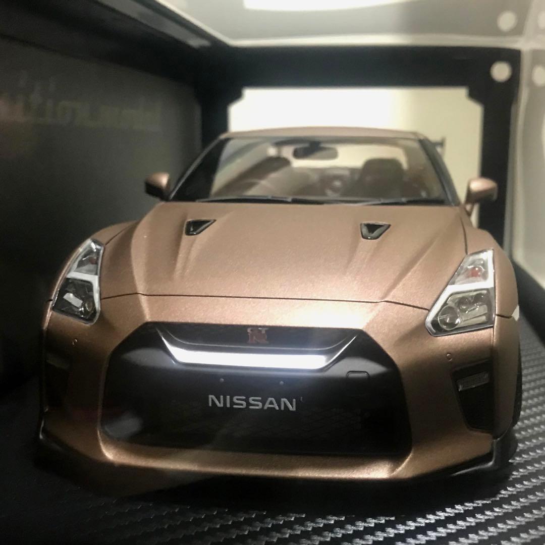 イグニッションモデル 1/18 日産 GT-R (R35) マットブラウン