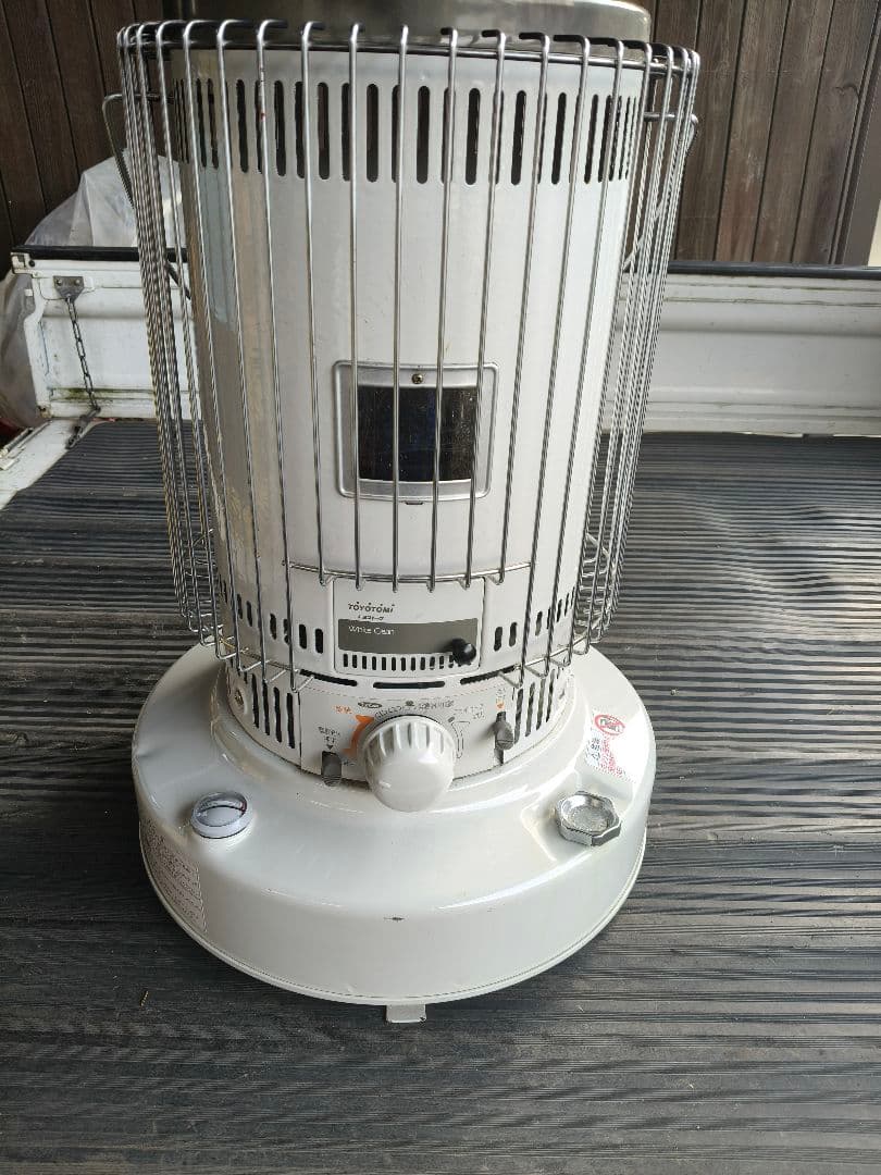 トヨトミ　ダルマストーブ