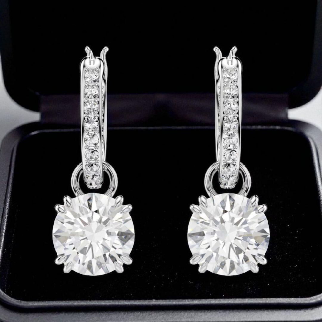 長期保管　未使用スワロフスキー Stilla 大粒ストーン ピアス　レディース