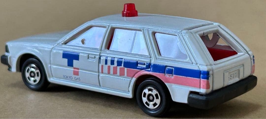 トミカ ニッサン ブルーバードワゴン 東京ガス