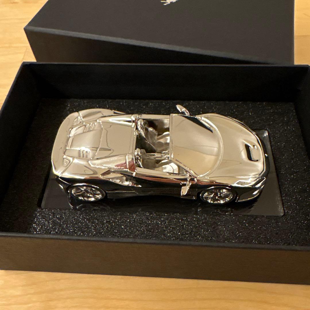 Ferrari F8 シルバースポーツカー ミニカー 非売品