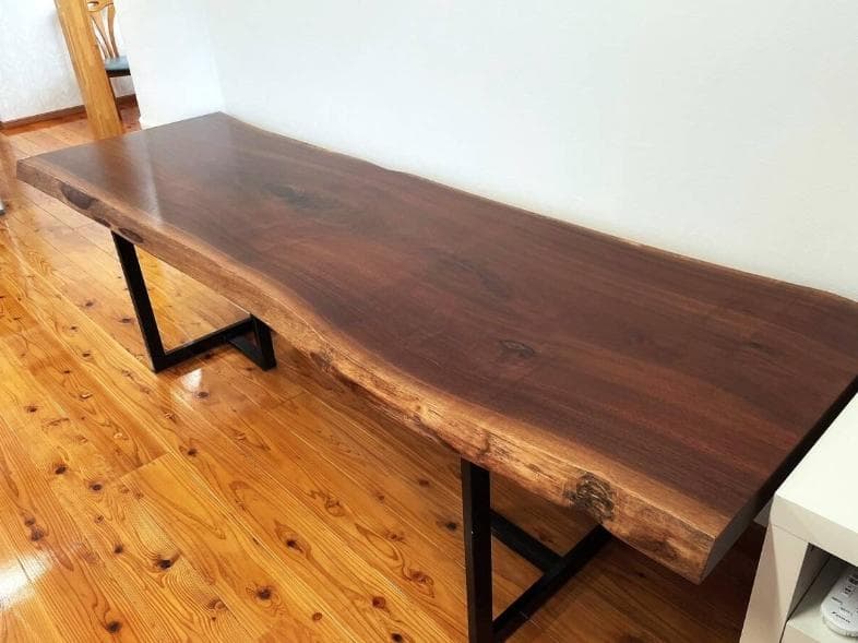 Studio Woonero【アトリエ木馬】一枚板ウォールナットテーブル