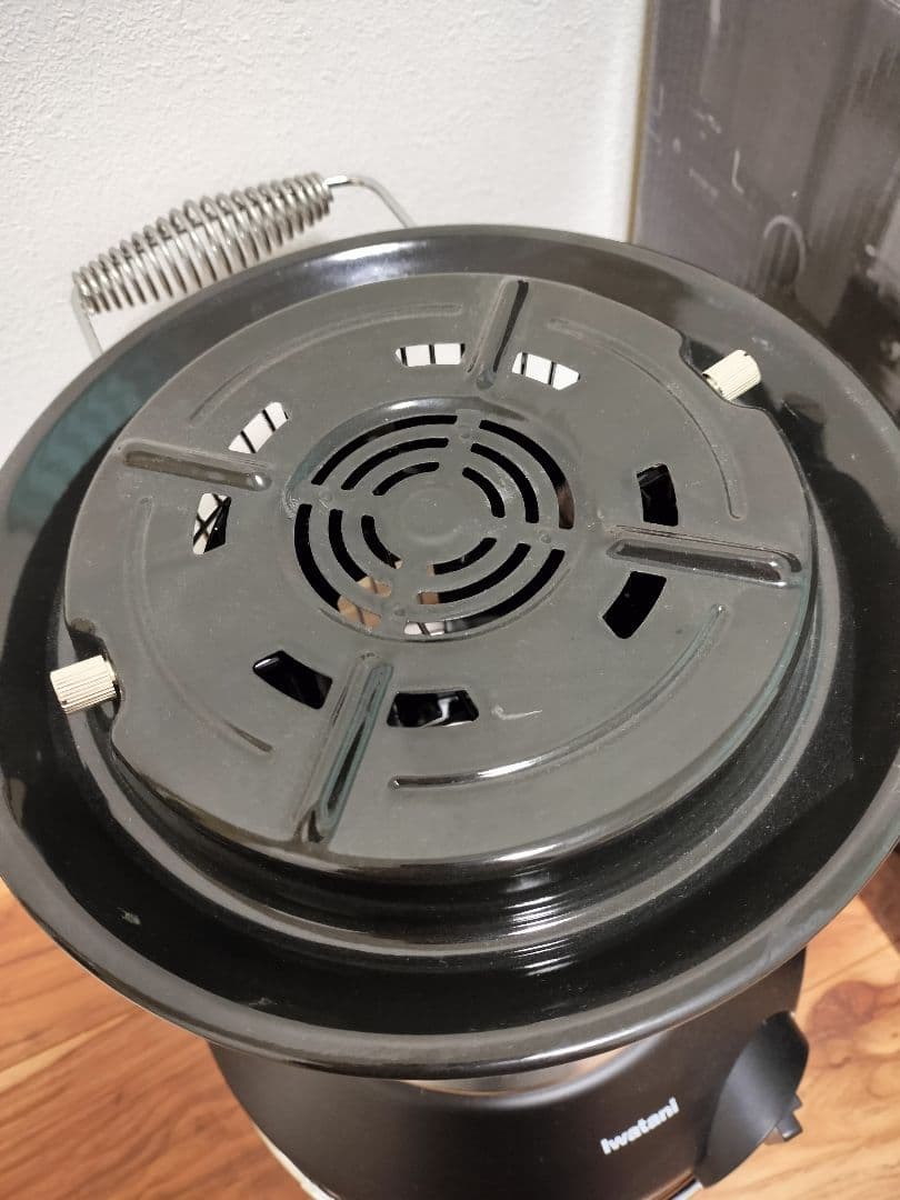 岩谷 カセットガスストーブ マル暖 CB-STV-MRD★試用運転のみ