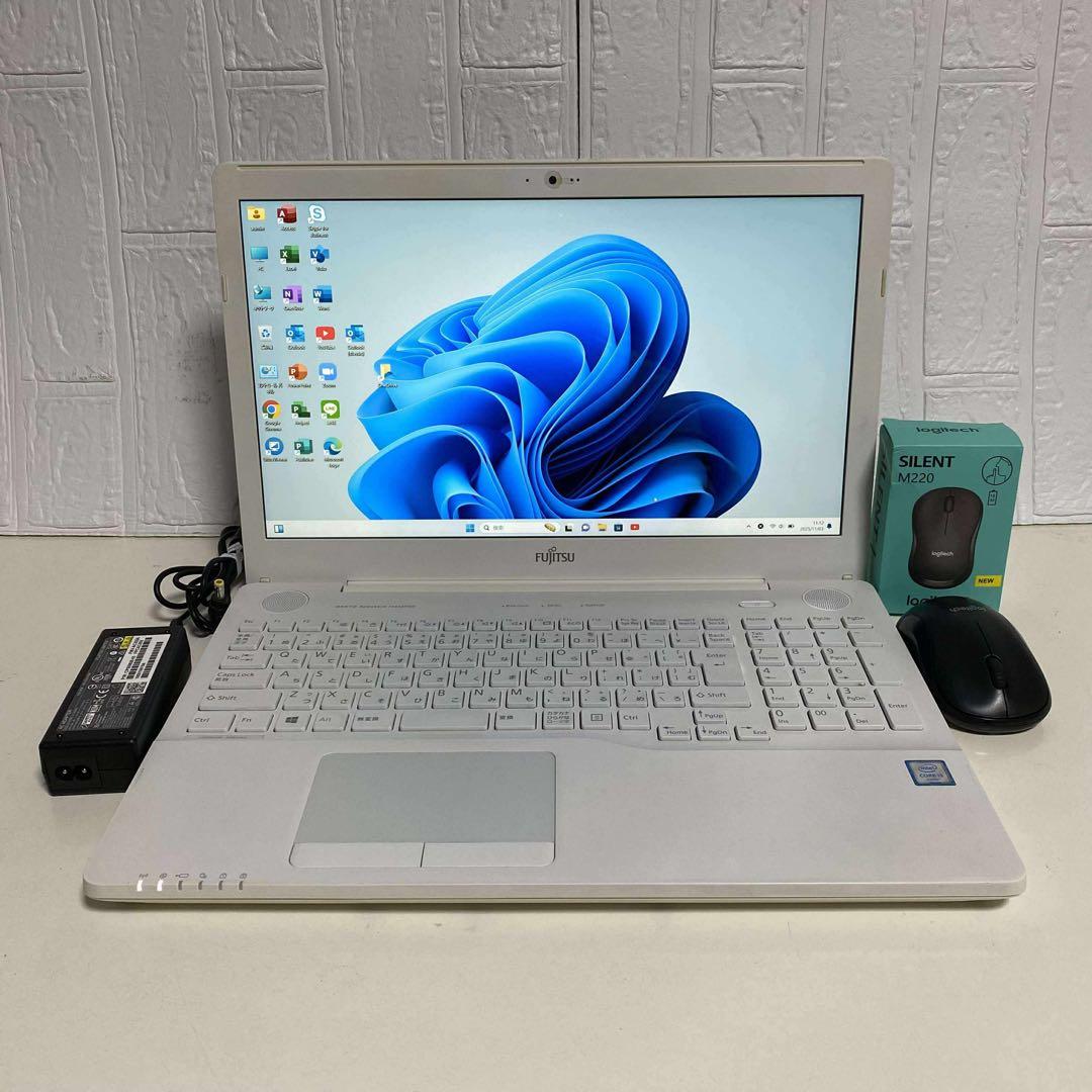 Windows11 オフィス2024年　高速起動SSD 美品　富士通ノートPC