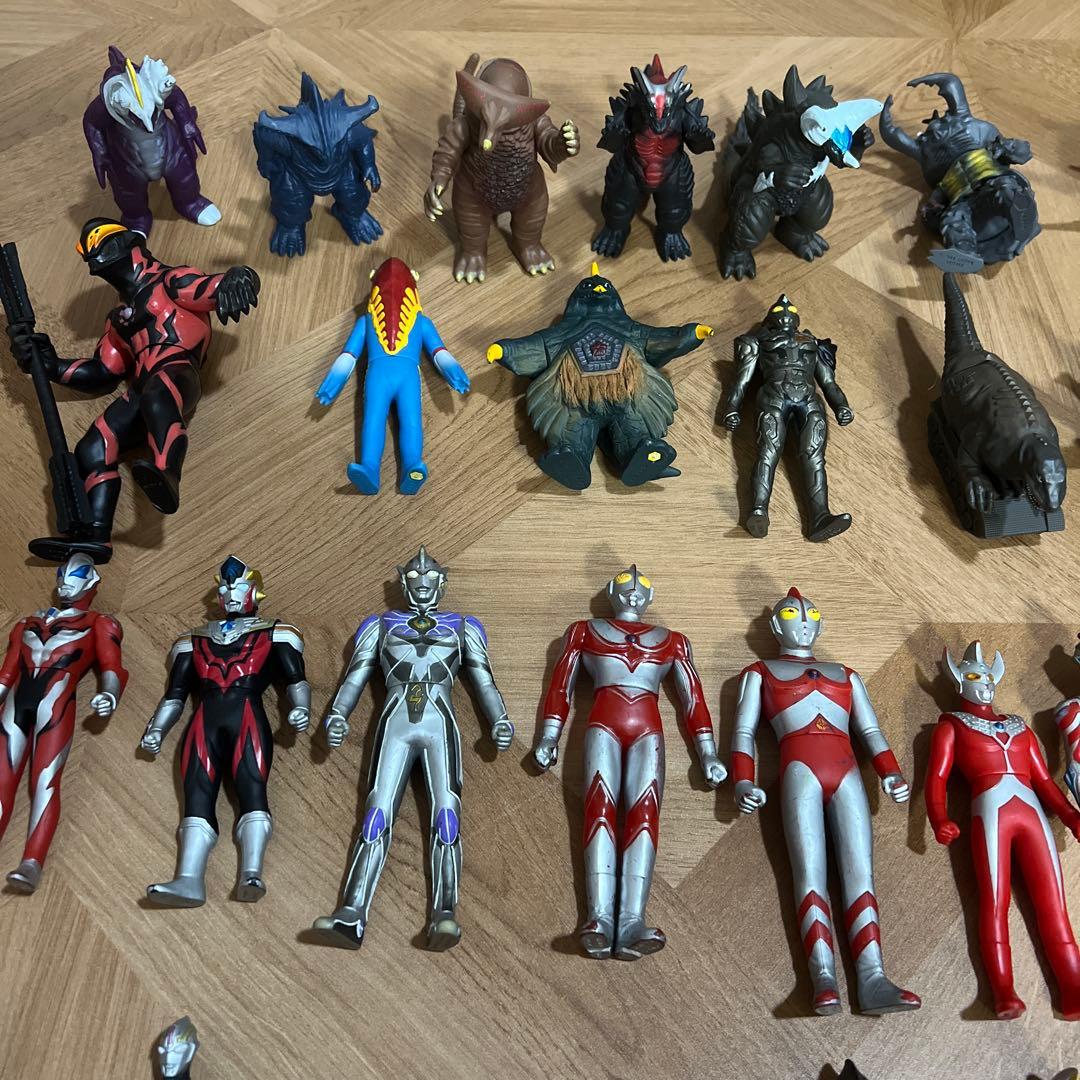 ウルトラマンフィギュアコレクション（約50体）