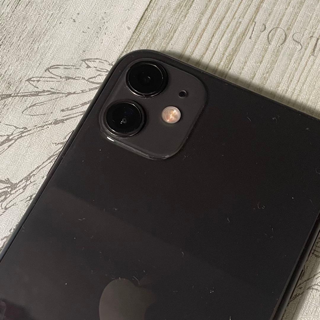iPhone11 ブラック 128GB SIMロック解除済 本体のみ