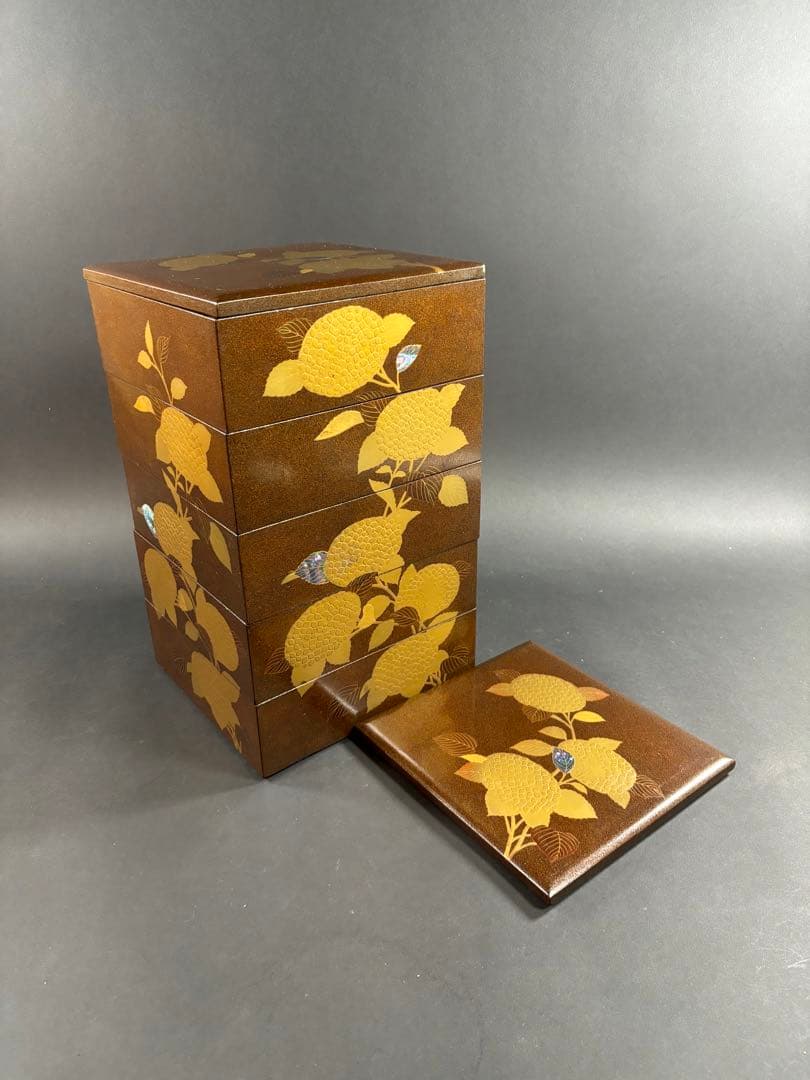 セール　輪島塗　極上　重箱　螺鈿　蝶　紫陽花　梨地　蒔絵　漆器