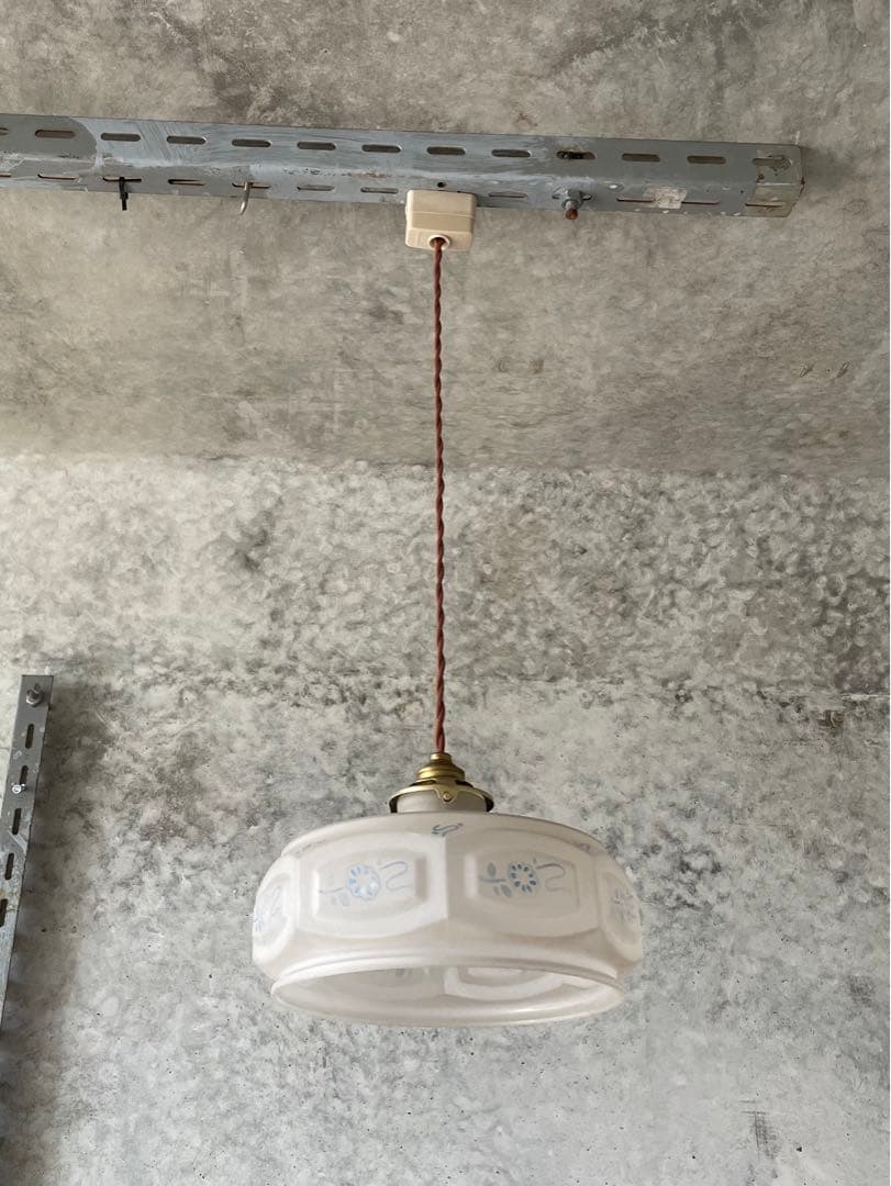 59. 40’s フランスアンティーク　古民家 ガラスシェードペンダントランプ