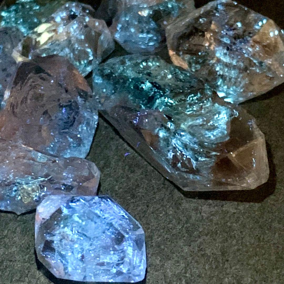 ペトロレアムクォーツ(特大)5個セットv-2/蛍光水晶