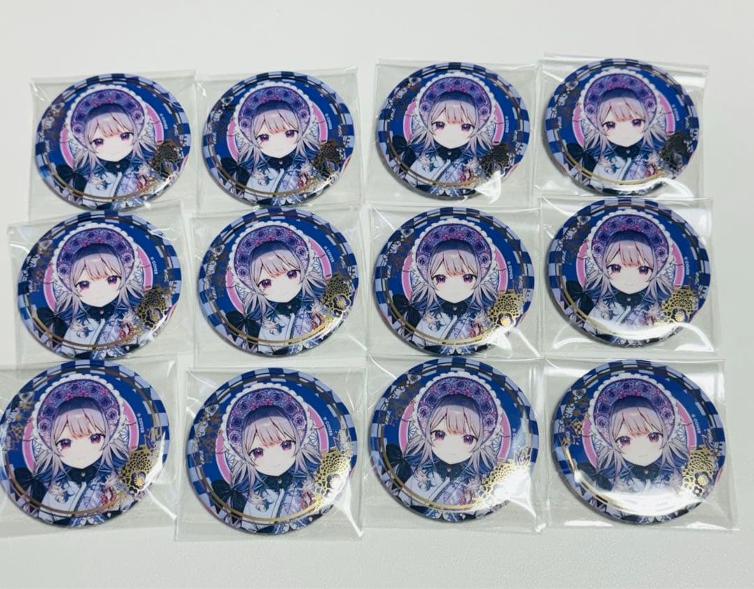 古石ビジュー ホロライブ 箔押し缶バッジ 正月衣装ver.