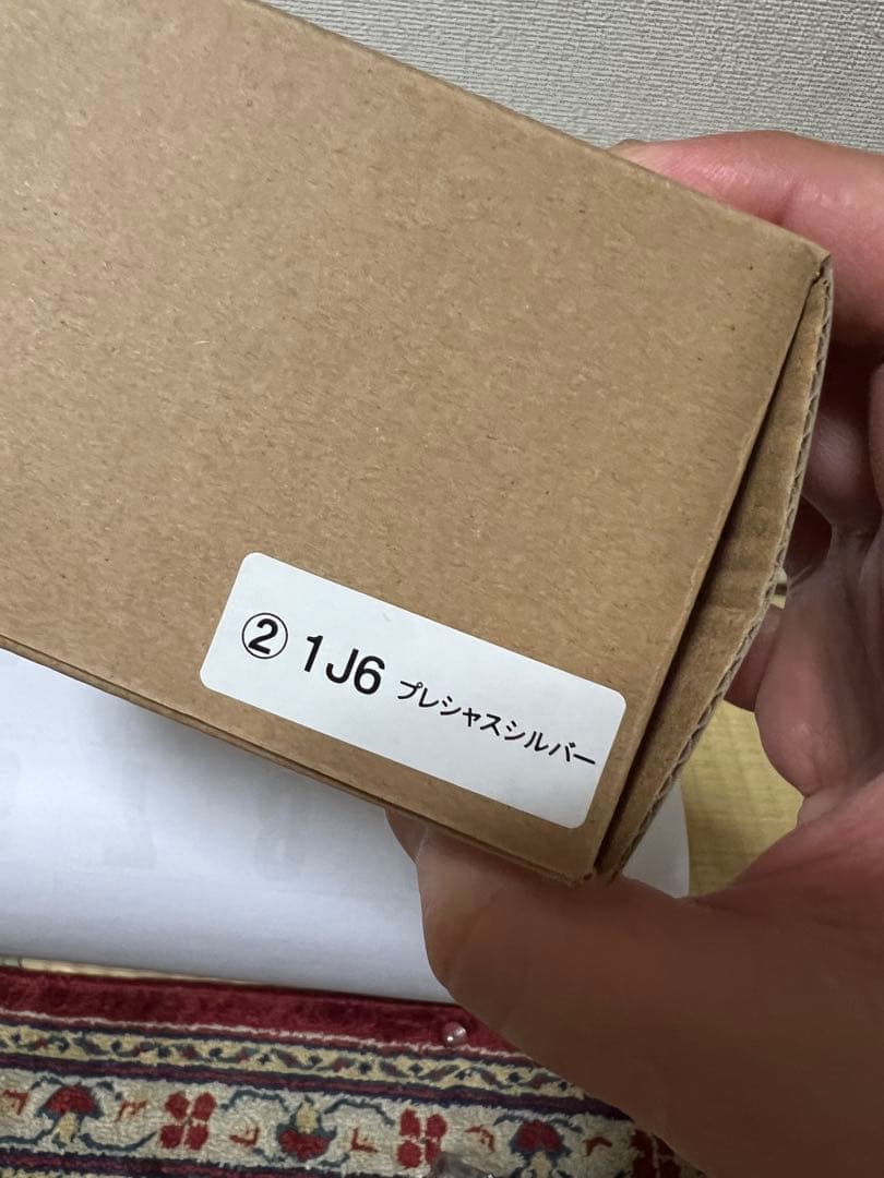 【非売品】 トヨタ CROWN 1/18 ミニカー シルバー