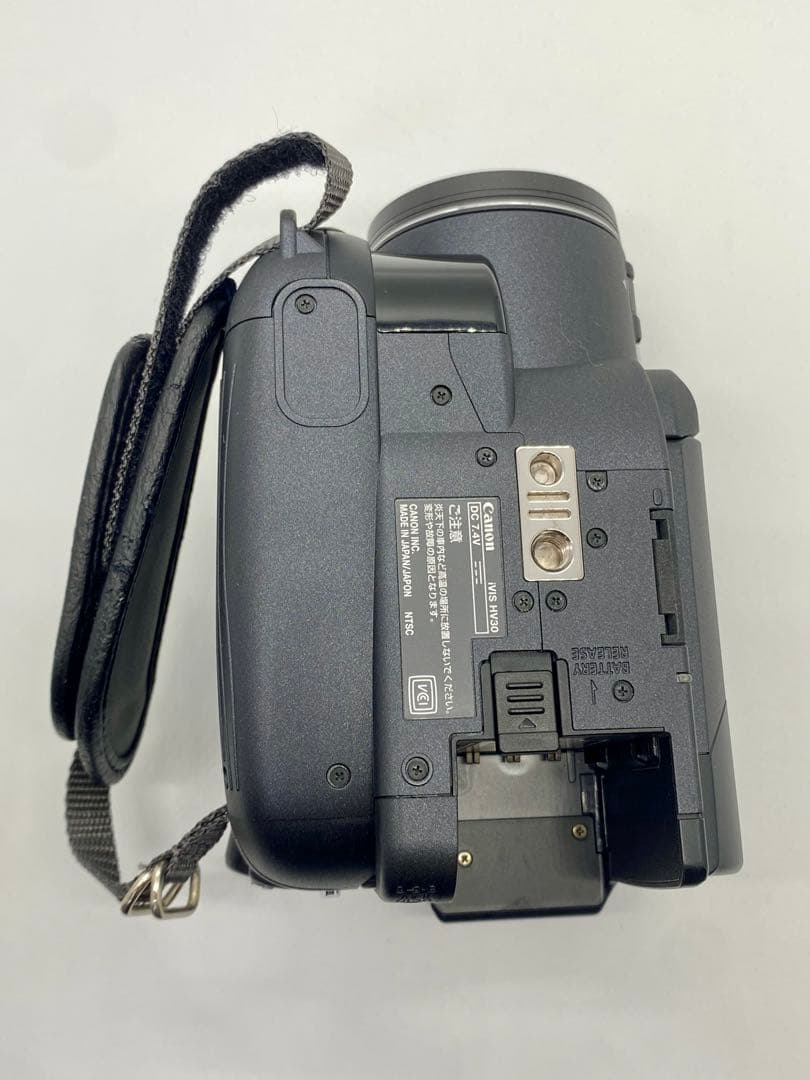 Canon フルハイビジョンビデオカメラ iVIS HV30
