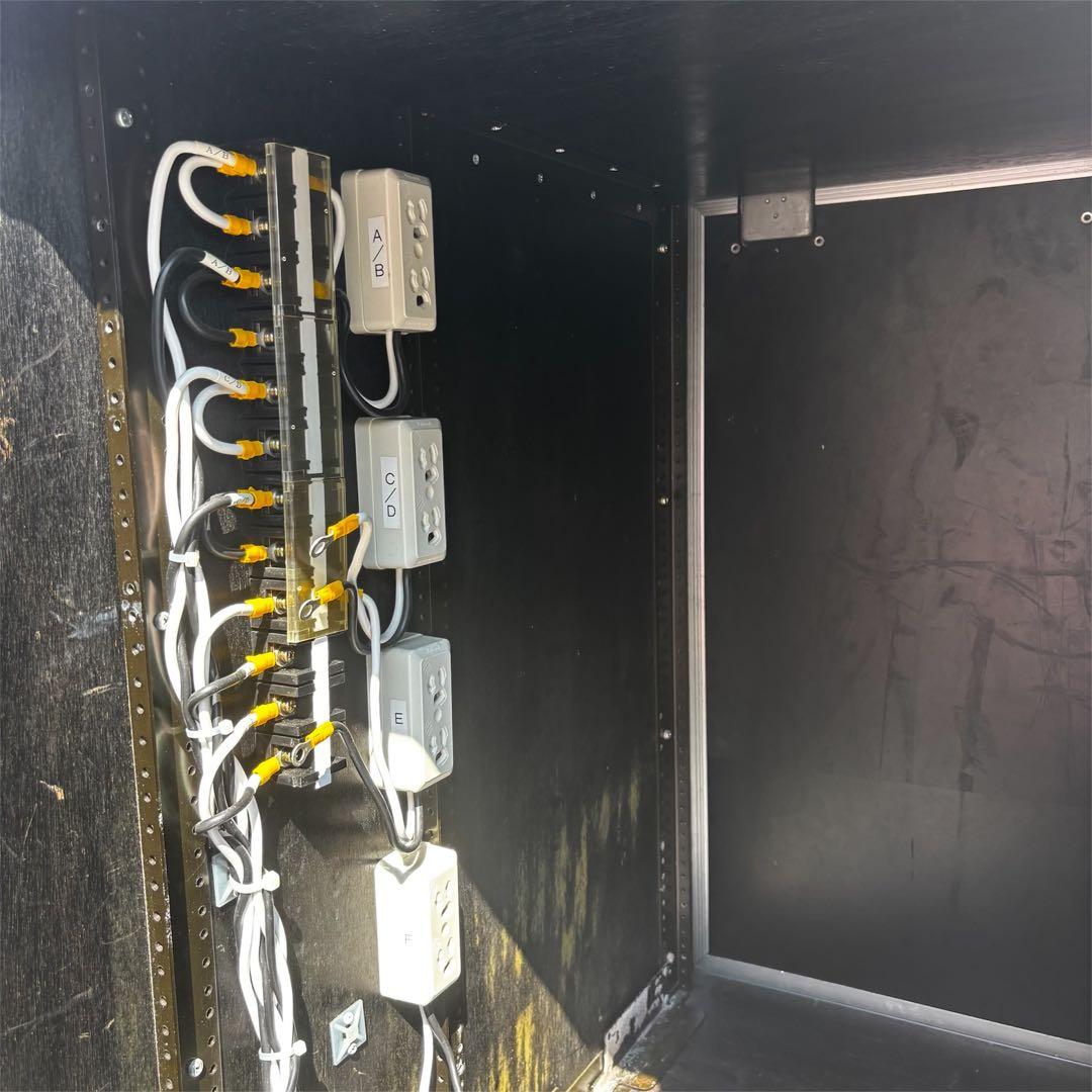 PULSE 18U ラックケース ②