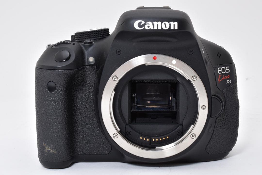 Canon EOS Kiss X5 本体 + バッテリー充電器