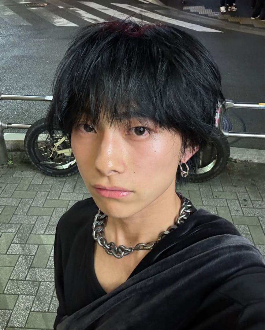 Justine Clenquetシルバー フープピアス あおばくん着用