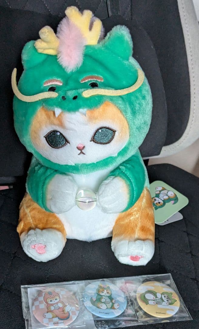 モフサンド ハッピーバッグ 2024 福袋 干支 辰にゃん ぬいぐるみ 缶バッジ