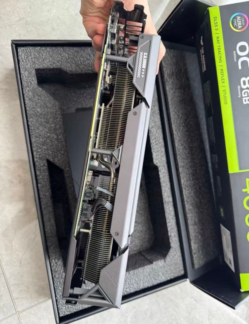 グラフィックボード・グラボ・ビデオカード ASUS TUF Gaming GeForce RTX 4060 Ti 8GB