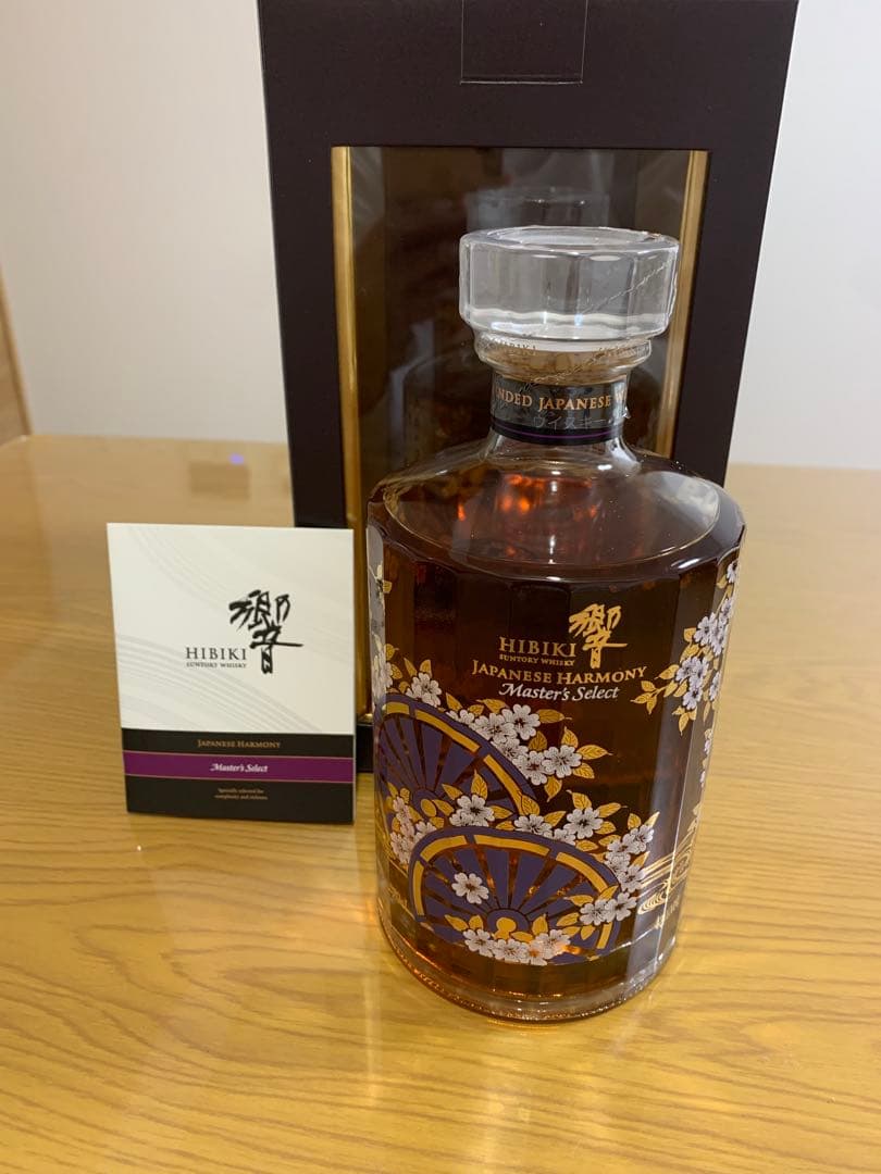 サントリー響　ジャパニーズハーモニー、マスターズセレクト　衣裳ボトル