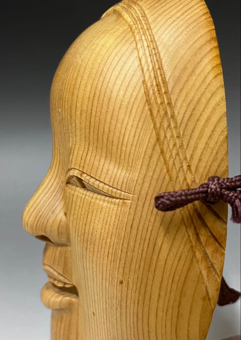 E517 能面　木彫りお面　小面　若女　小さめ小面　工芸品能面