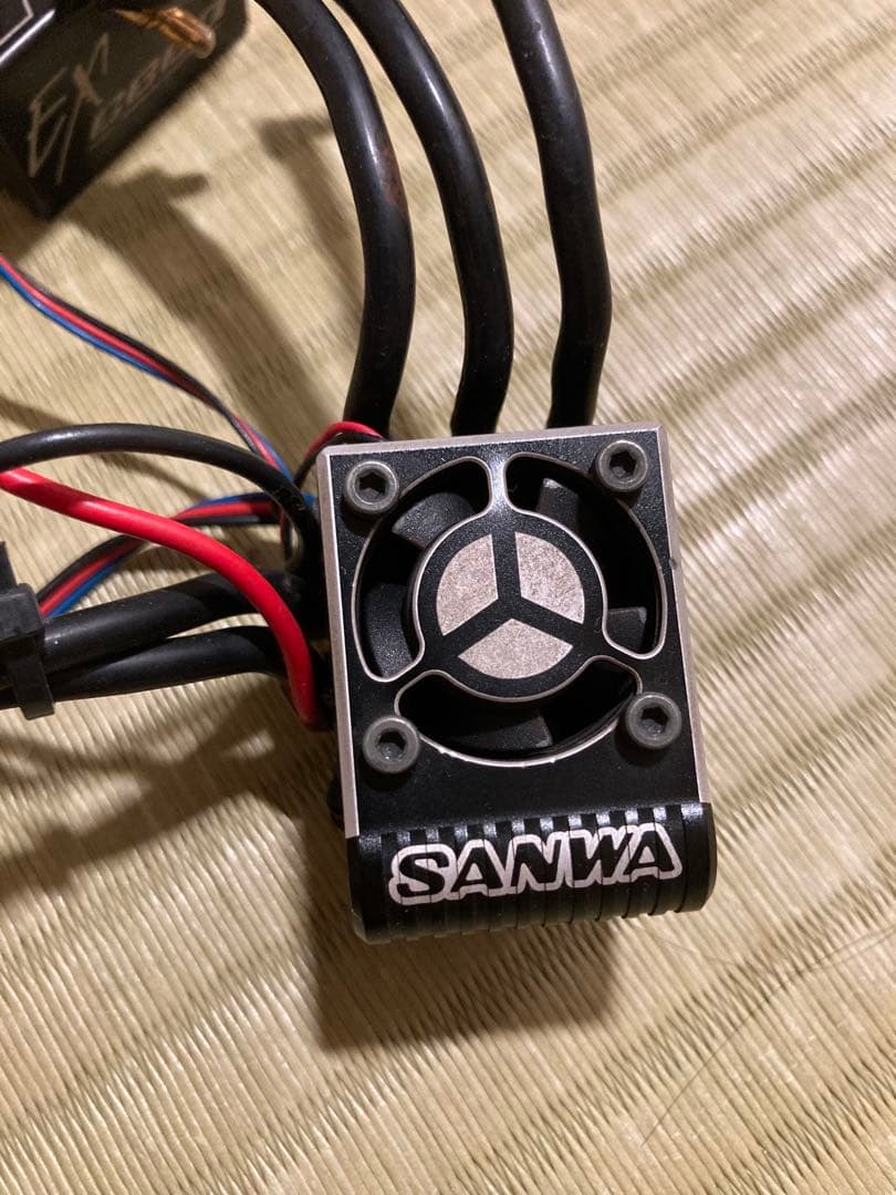 サンワ　アンプ　ESC