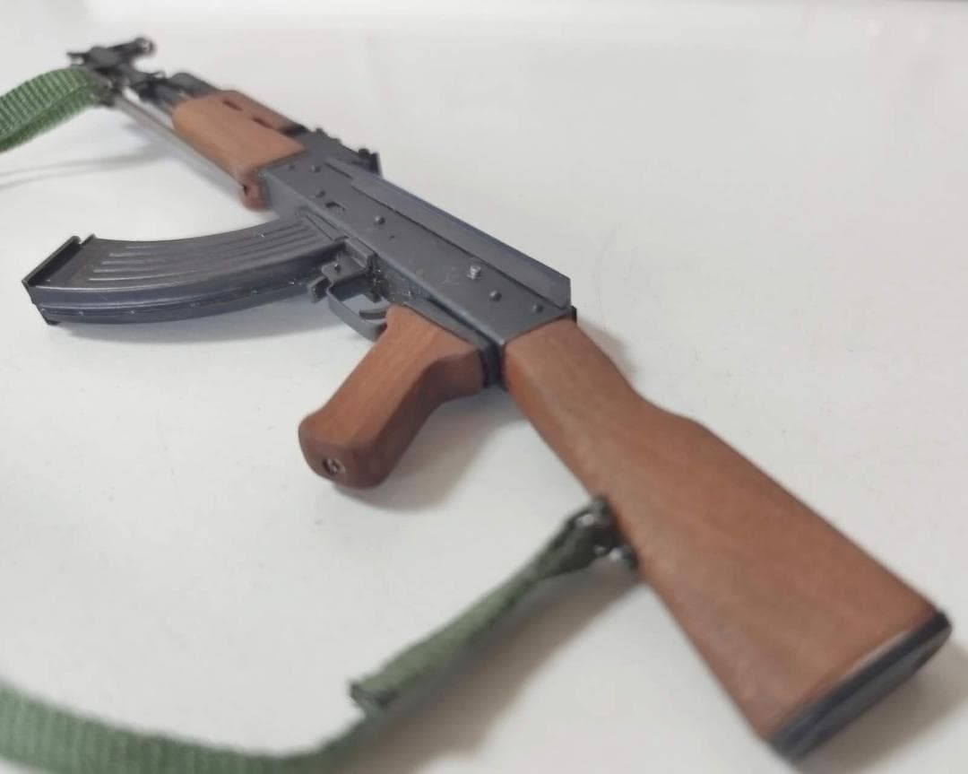 ミニＡＫ47　木金属製　 新品