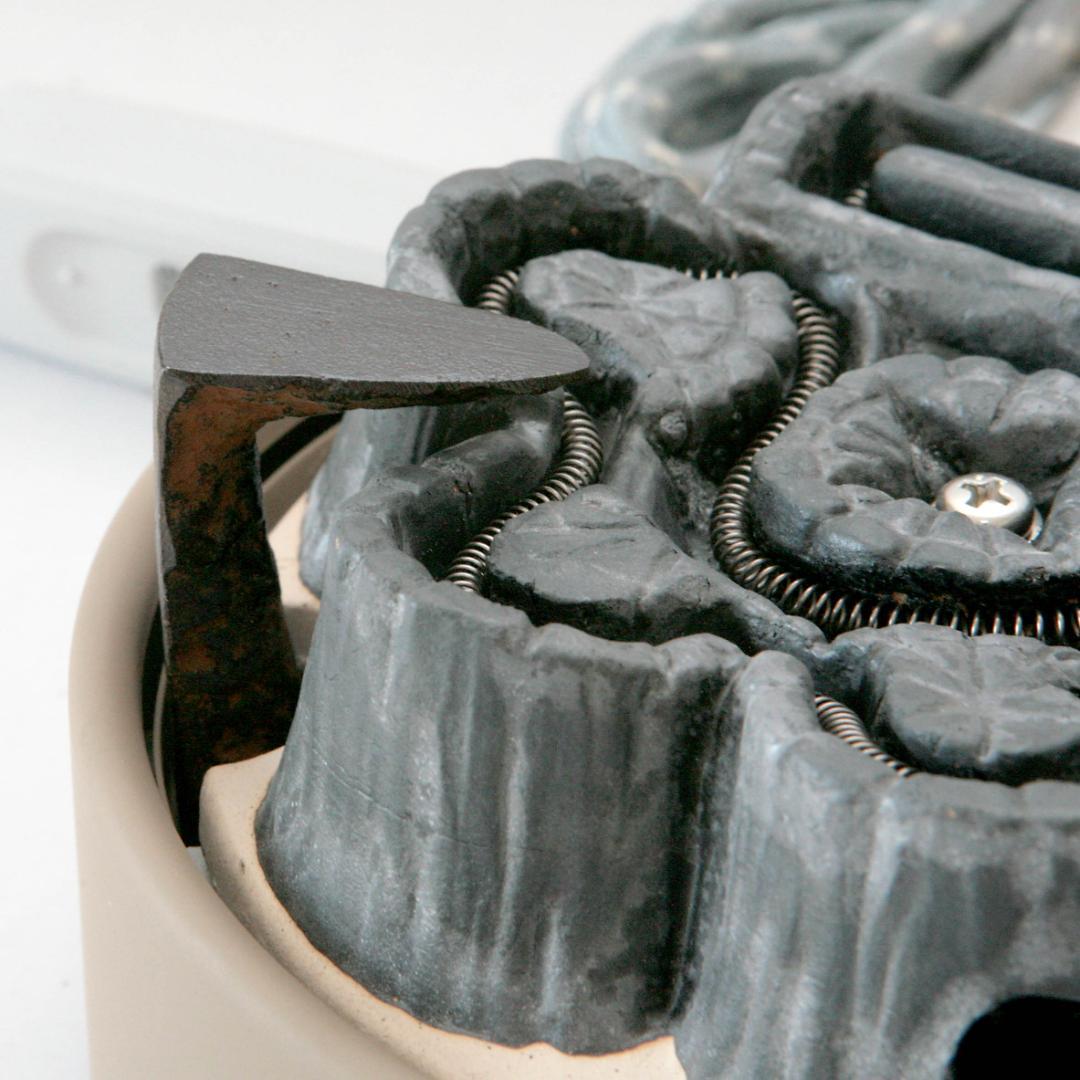 1613　炭型電熱器　野々田商店　100V 410W　未使用品