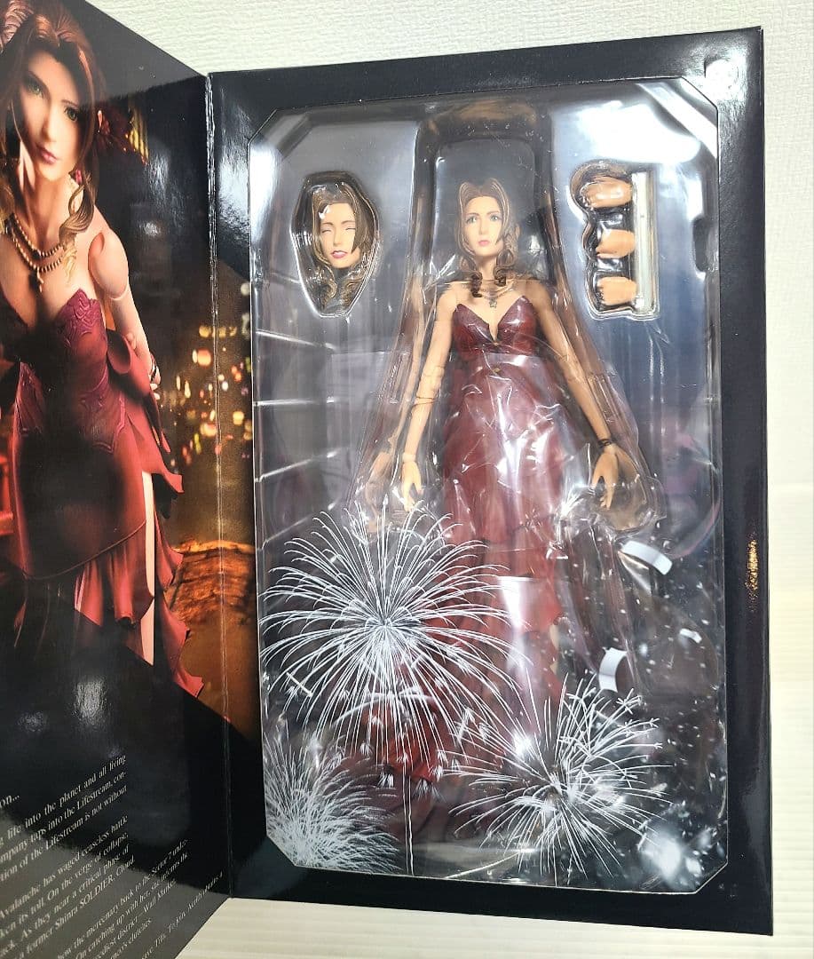 ファイナルファンタジー7 FF7 エアリス プレイアーツ改　フィギュア