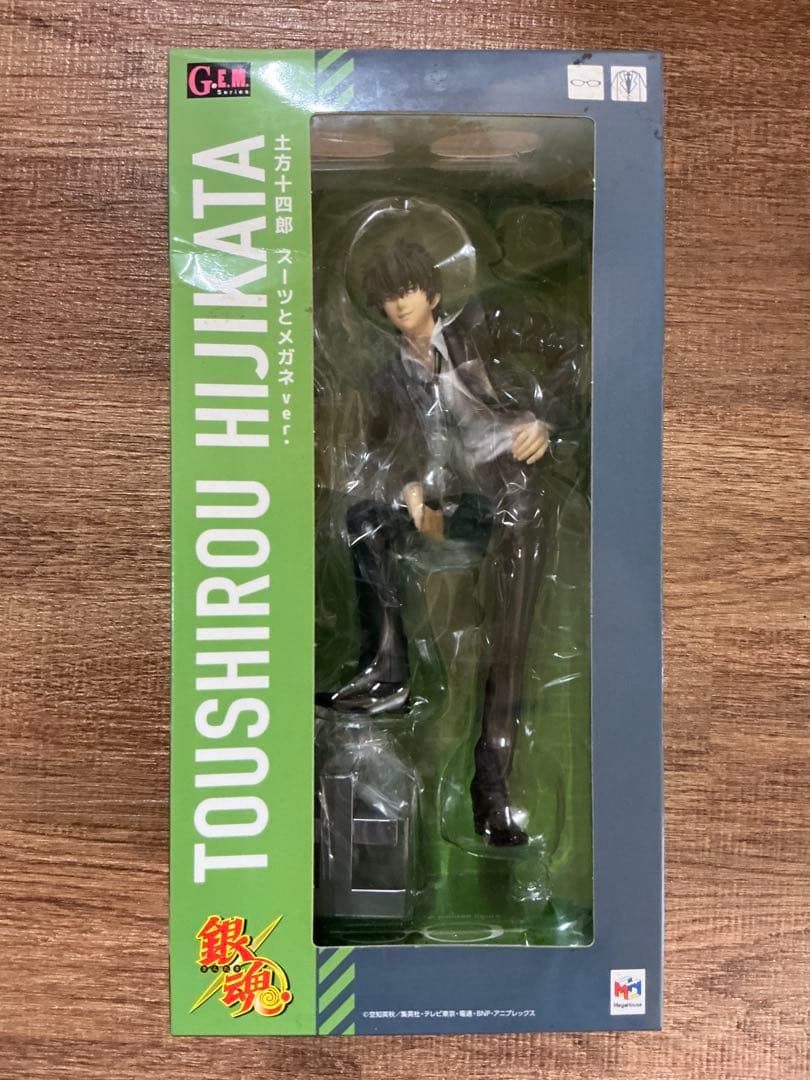 【未開封】 メガハウス G.E.M. 銀魂 土方十四郎 スーツとメガネver.