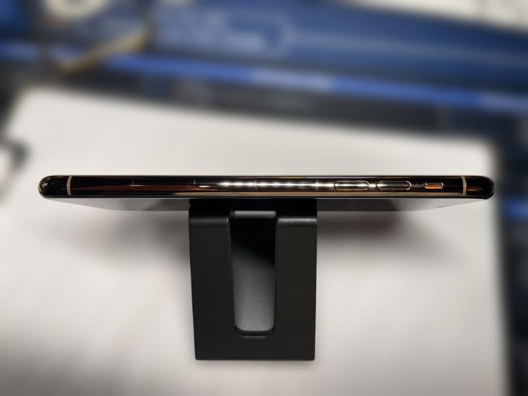 iPhone 11 Pro Max 256GB 本体 ゴールド　SIMフリー