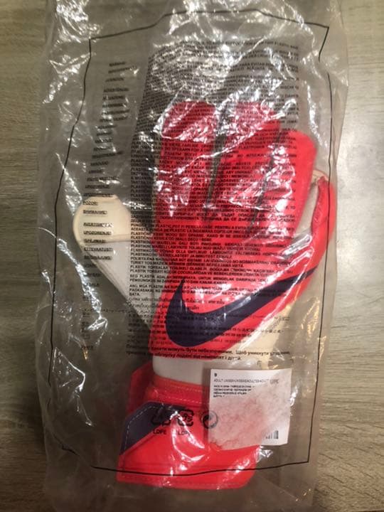 【新品】キーパーグローブ ナイキ プロモ