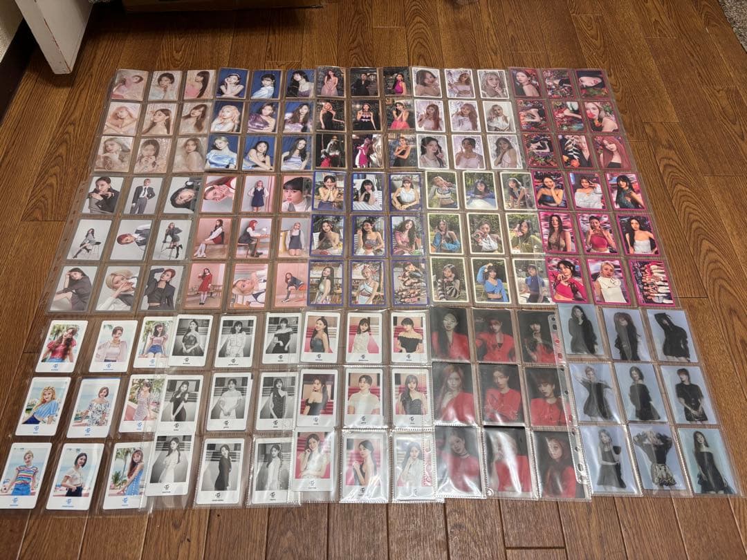 TWICE トゥワイス グッズ 大量 バラ売り可能 まとめ売り可能