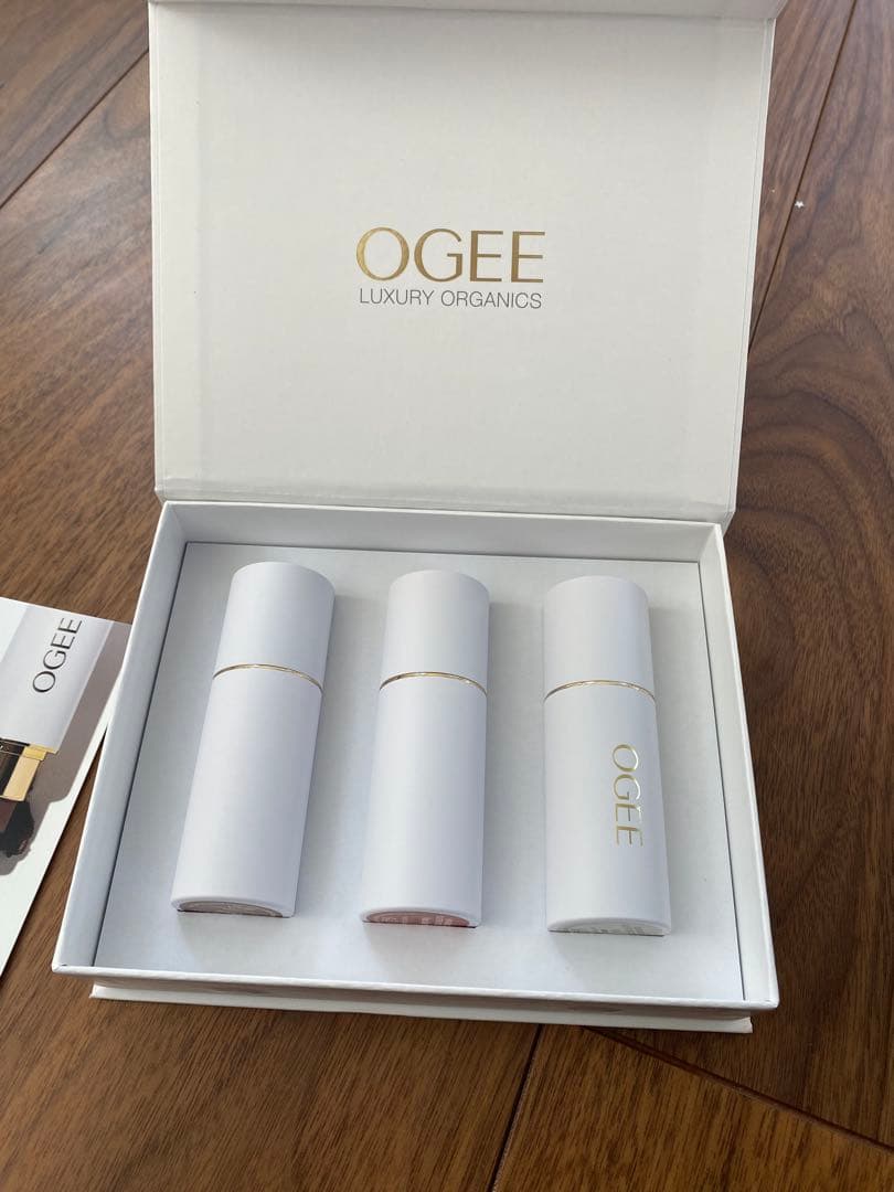 OGEE クリスタルコントールコレクション