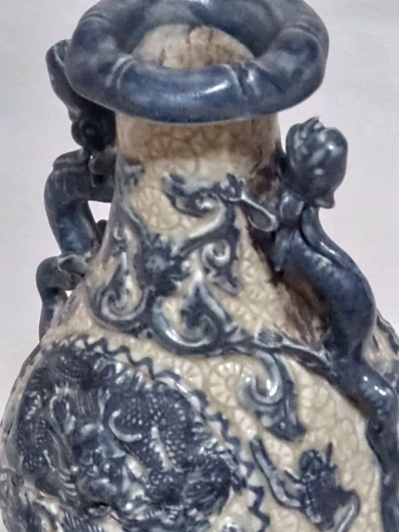 中国美術　骨董　青龍　花瓶　置き物