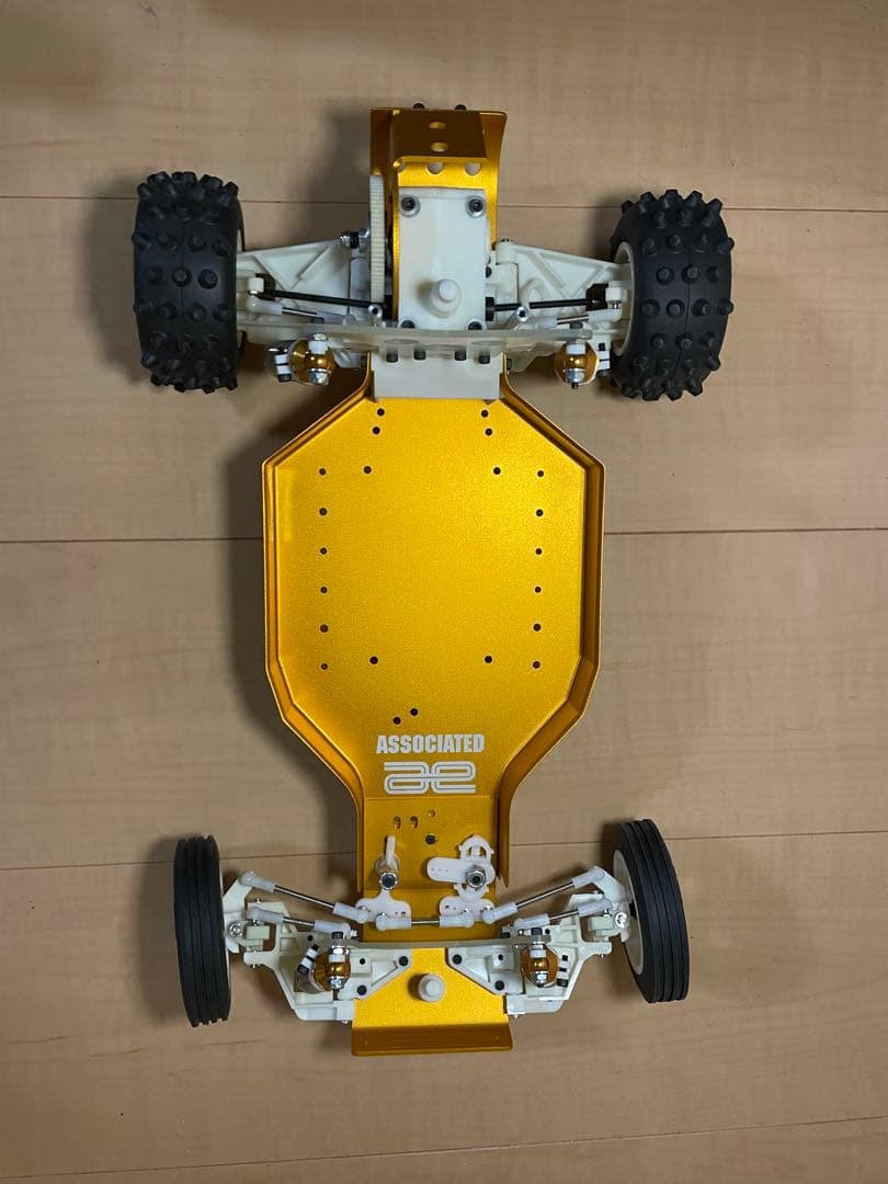 ゴ*ウ様 ASSOCIATED RC10 40th Anniversary