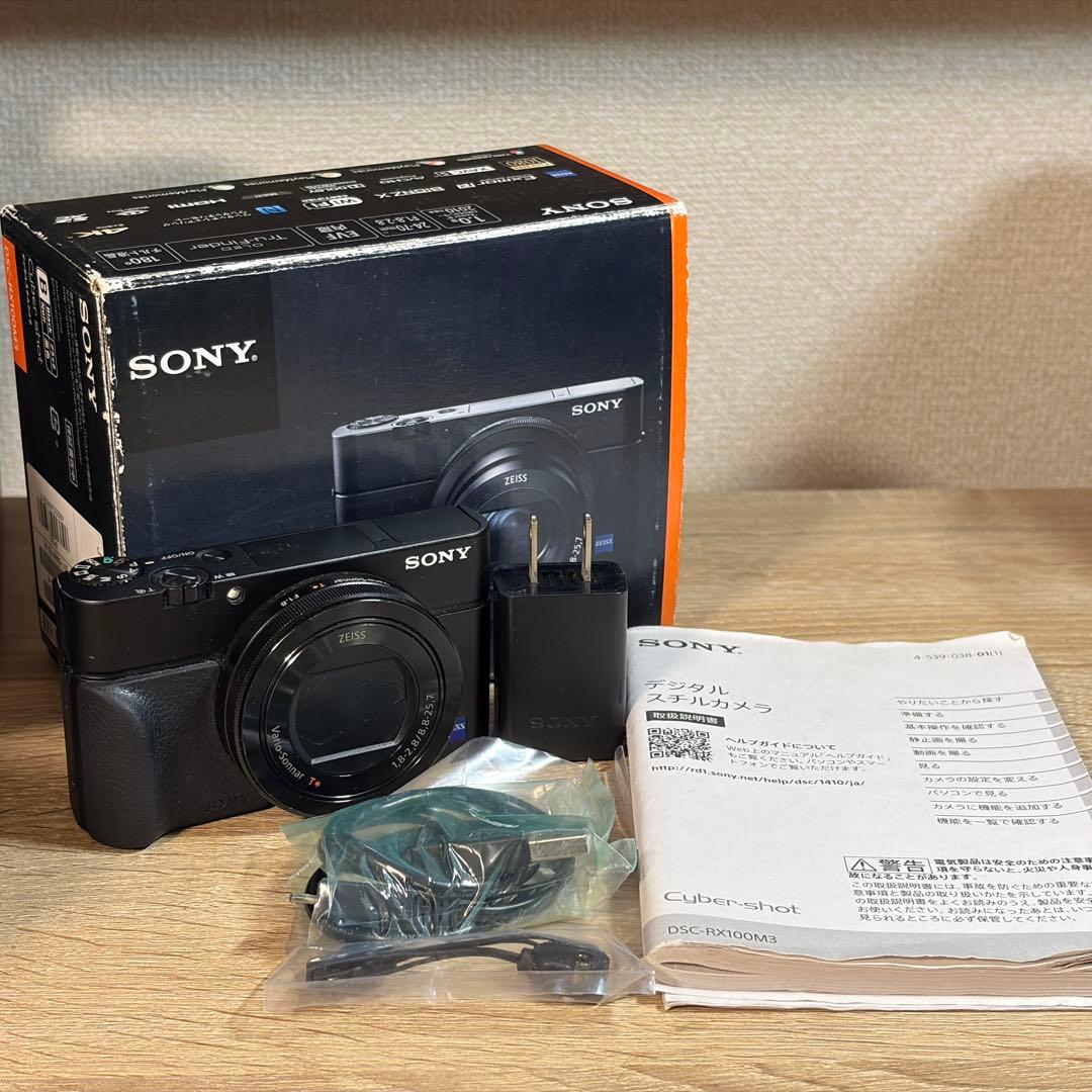 箱付属品あり　SONY Cyber-shot DSC-RX100M3