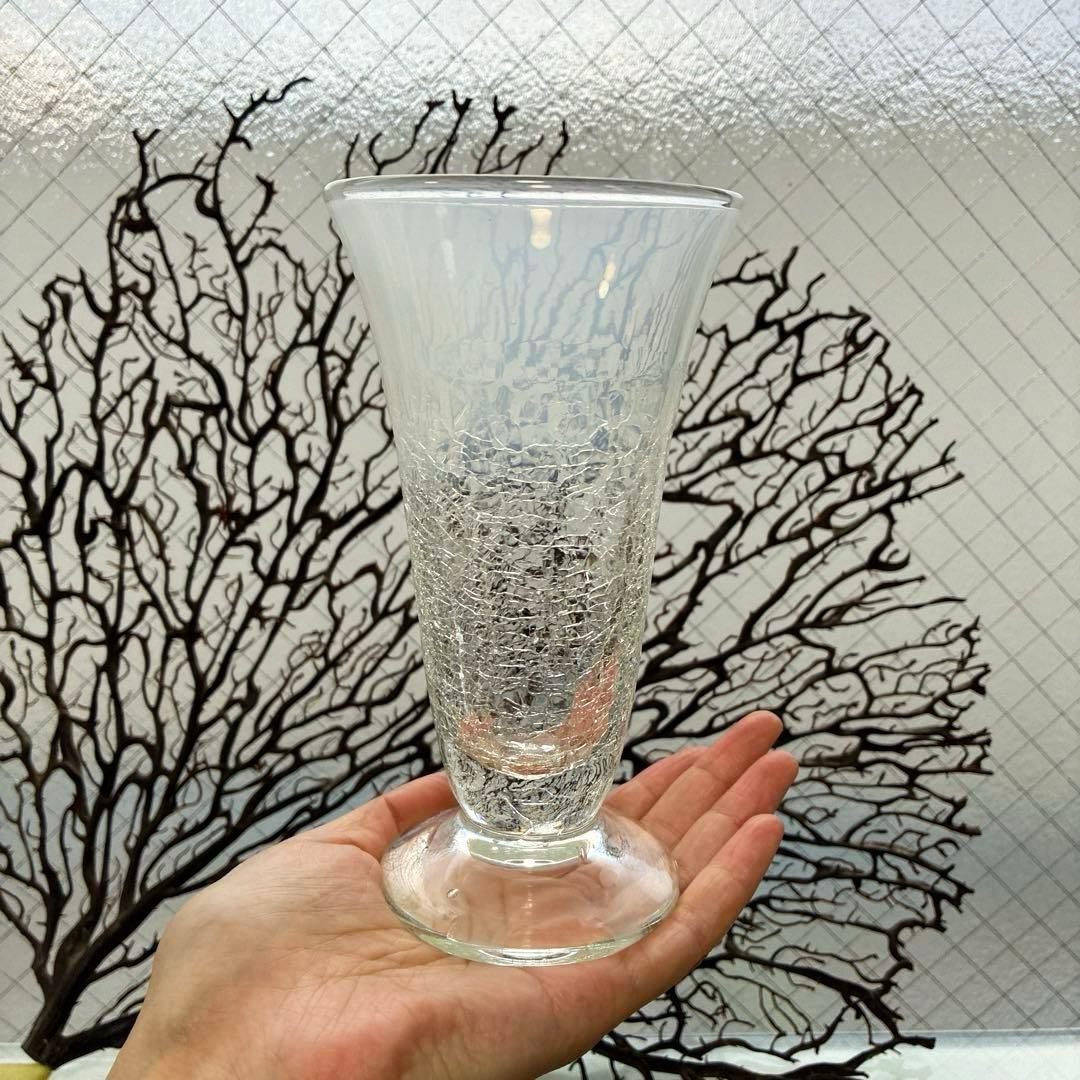 骨董　時代ガラス　希少　氷裂紋　乳白色　反り口　ラッパ型　パフェグラス１客②