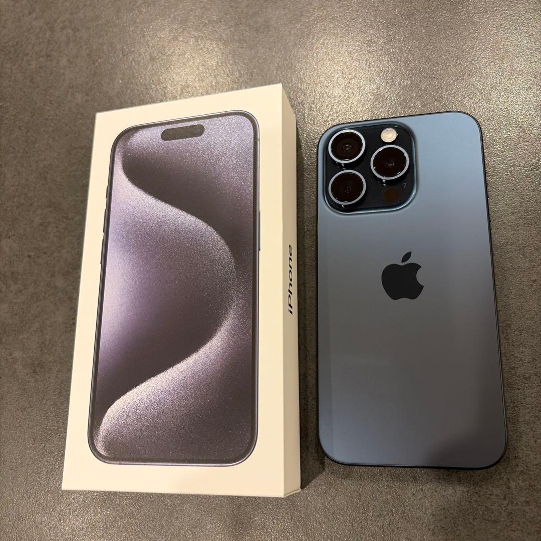 Apple iPhone 15 Pro 本体　ブルーチタニウム