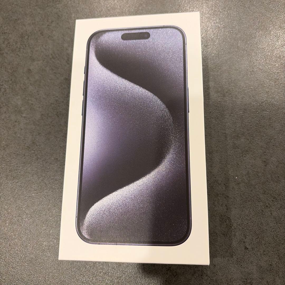 Apple iPhone 15 Pro 本体　ブルーチタニウム