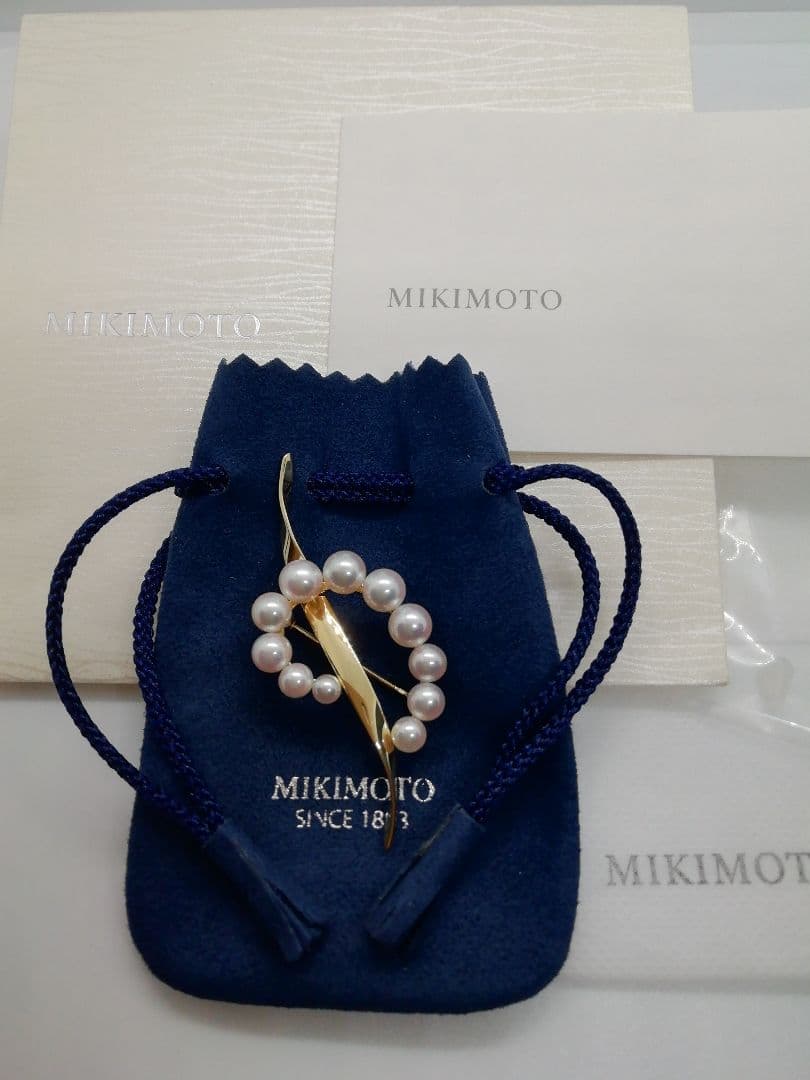 ミキモトブローチk18イエローゴールド愛子様着用✾問い合わせ殺到完売品