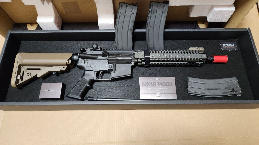 とり　東京マルイ　MK18 MOD1 ガスガン　予備マガジン2本つき