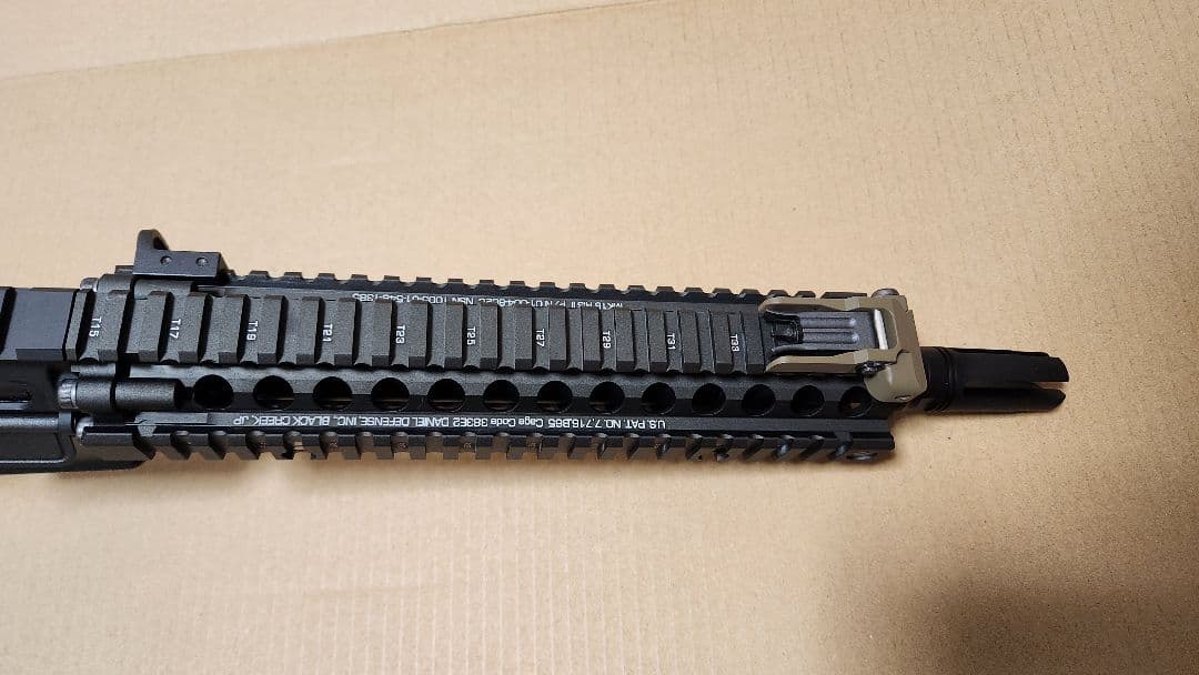 とり　東京マルイ　MK18 MOD1 ガスガン　予備マガジン2本つき