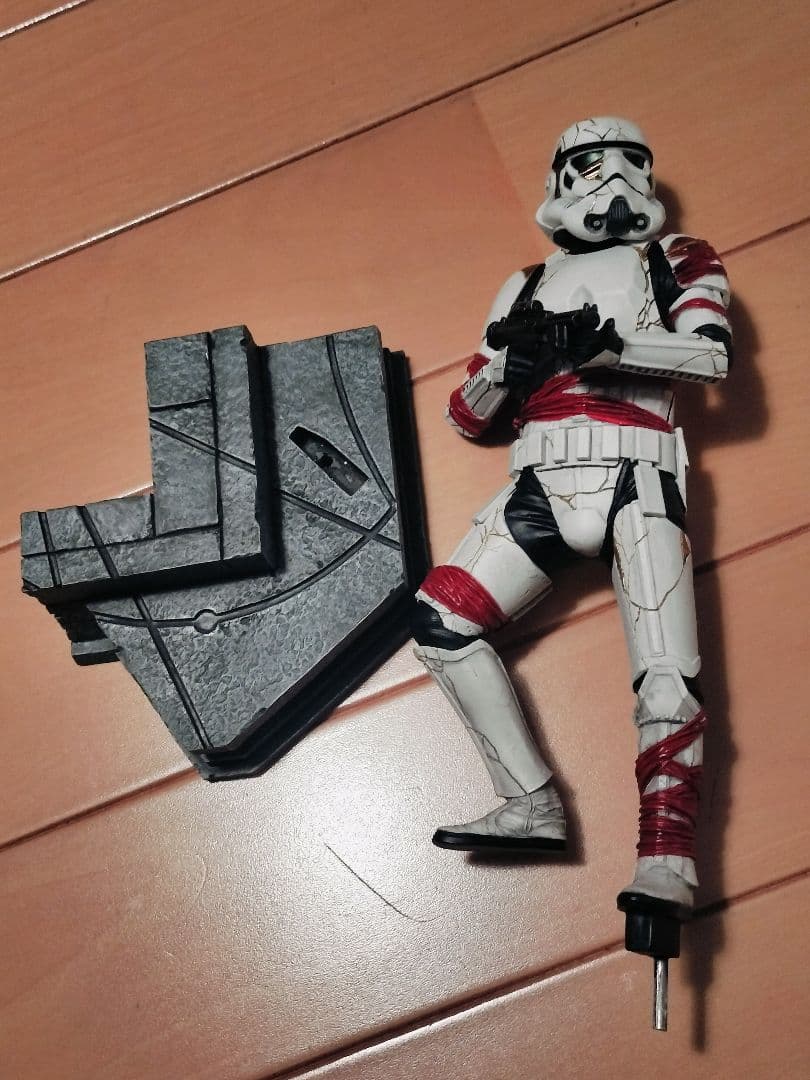 『ナイト・トルーパー』【アイアンスタジオ】1/10スケール【台座付スタチュー】