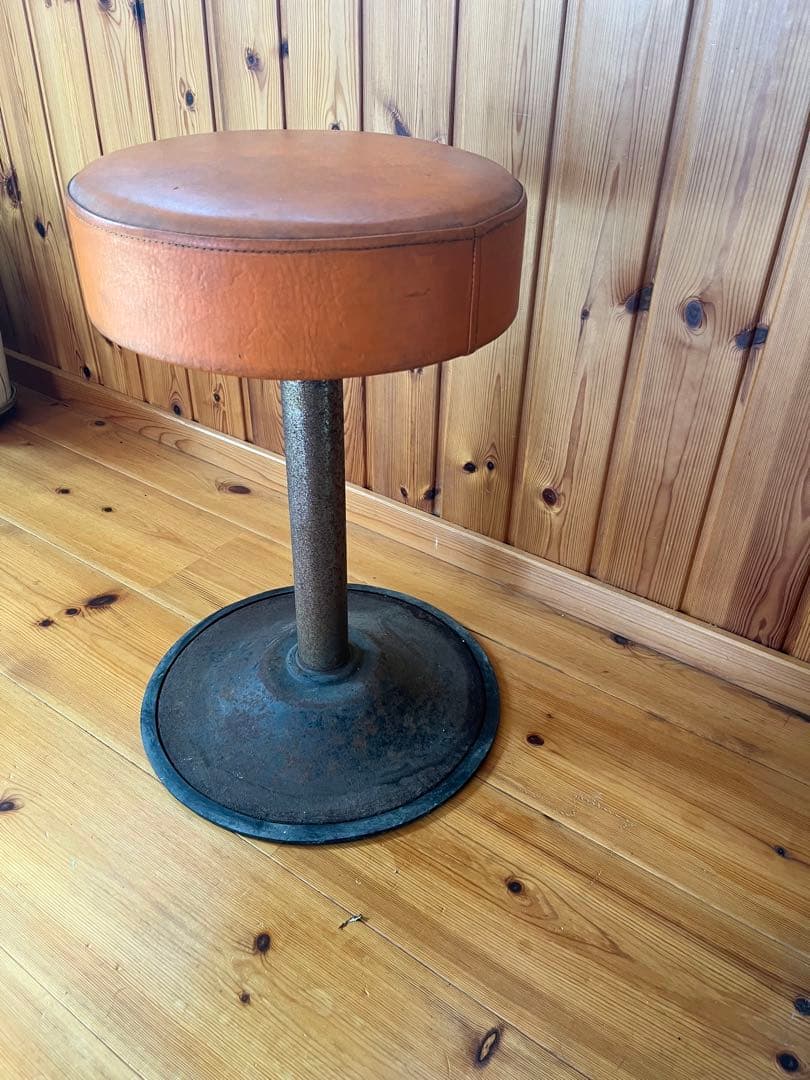 【アンティーク】回転式　丸椅子 スツール シャビー 昭和レトロ