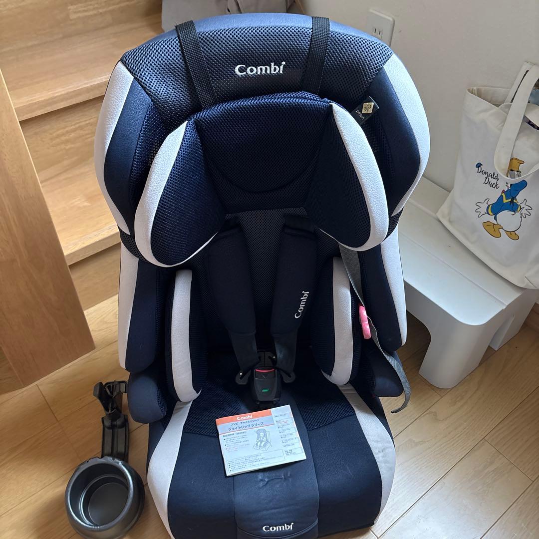 【洗濯済】コンビ　ジョイトリップ　エッグショック　チャイルドシート