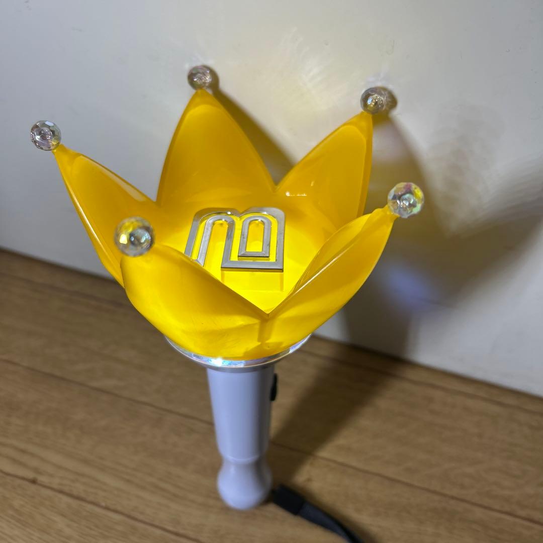 BIGBANG 王冠型ペンライト　ケース付き　点灯確認済　カードプレゼント