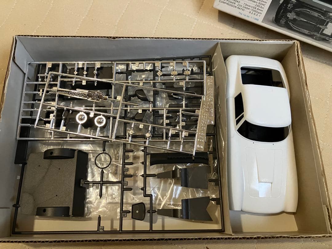 Ferrari 250GT SWB 1/24スケールモデルキット