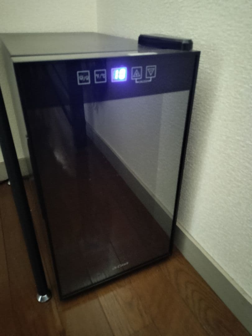 ワインセラー　温度調節可能