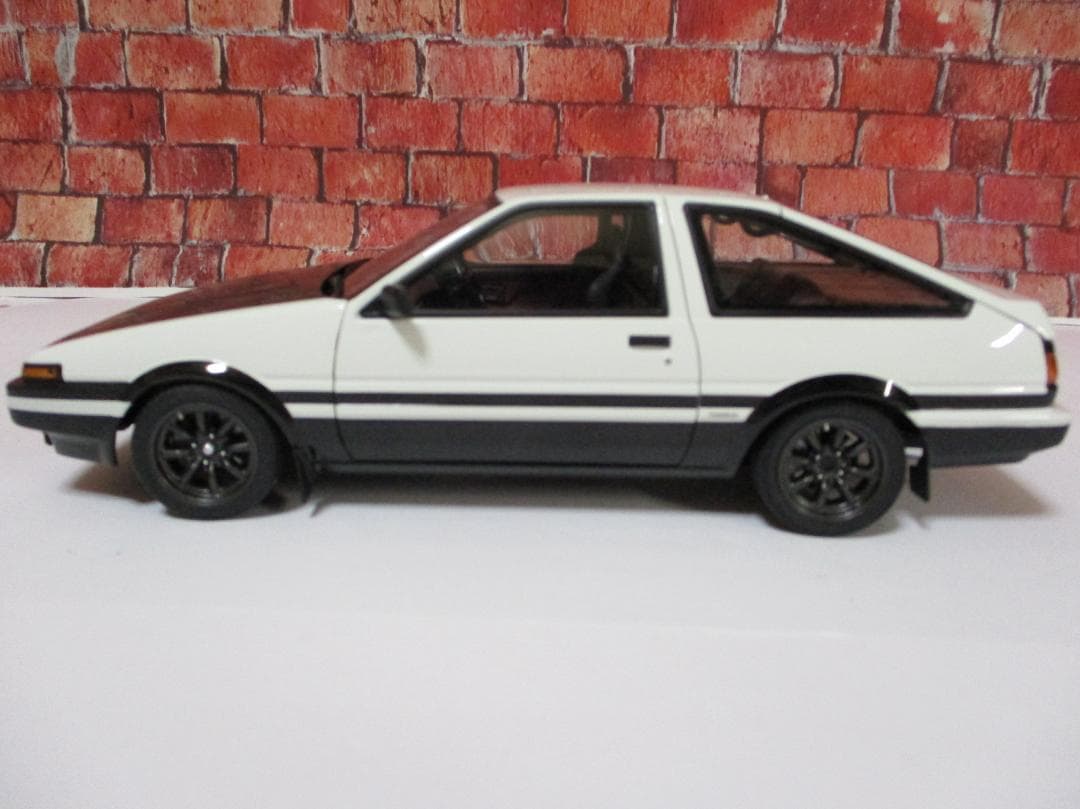 オートアート　スプリンター トレノ プロジェクトD　ファイナルバージョン